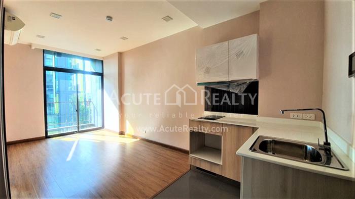 condominium-for-sale-Stylish-Chiang-Mai-Condominium-C-150830-011