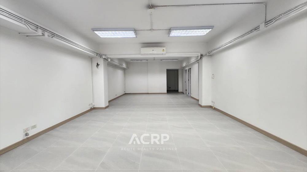 โฮมออฟฟิศ-พื้นที่สำนักงาน-อาคารสำนักงาน-โชว์รูม-ให้เช่า-HoOsObSr-681018-0001