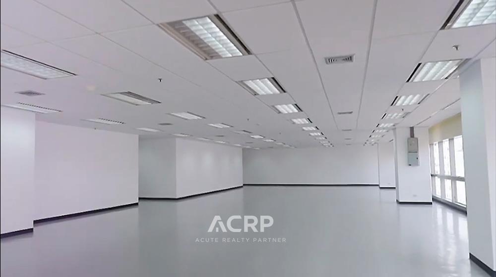 พื้นที่สำนักงาน-ให้เช่า-Os-681126-0002