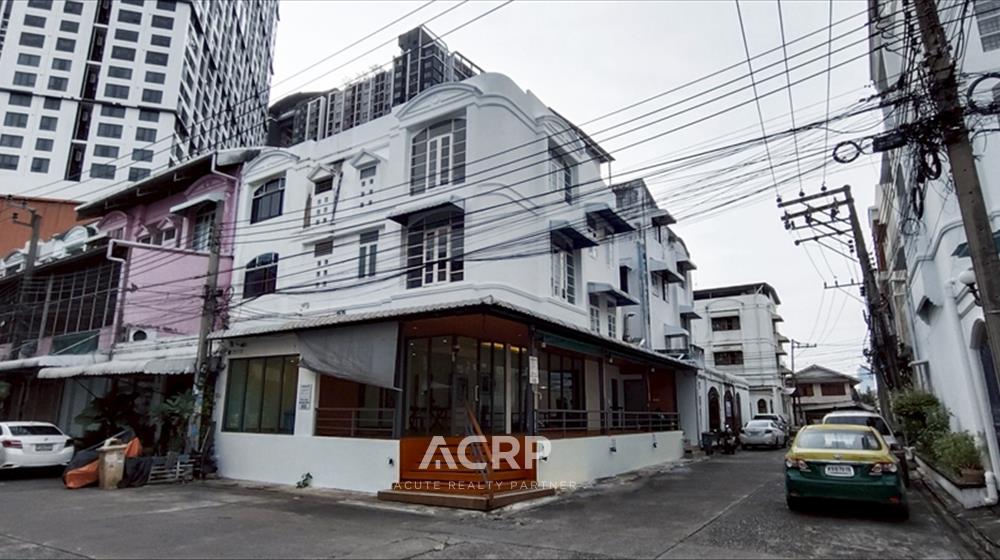 ทาวน์เฮ้าส์-โฮมออฟฟิศ-เพื่อขาย-ThHo-690106-0001