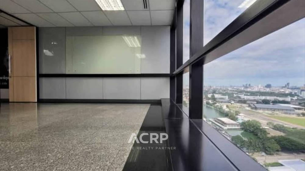 พื้นที่สำนักงาน-เพื่อขาย-ให้เช่า-Os-690121-0003